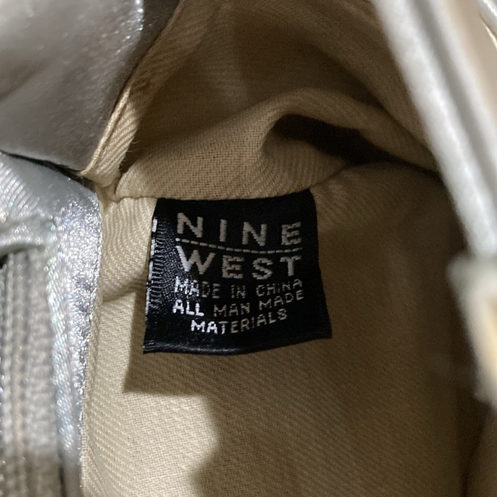 Nine West silver/gray purse - Picture 14 of 15